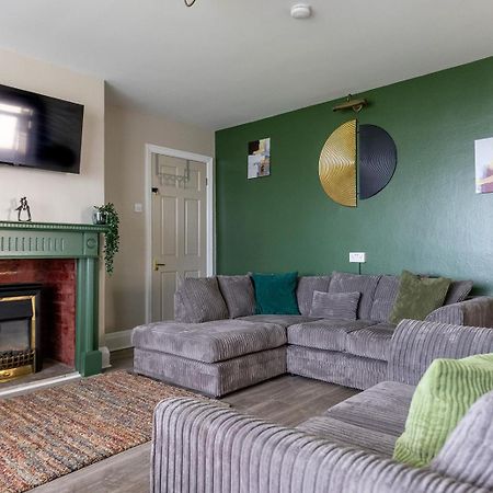 Beachfront Apartment - Ground Floor Apartment With Sea Views, Next To The Beach, Bridlington, North Yorkshire Bessingby 外观 照片